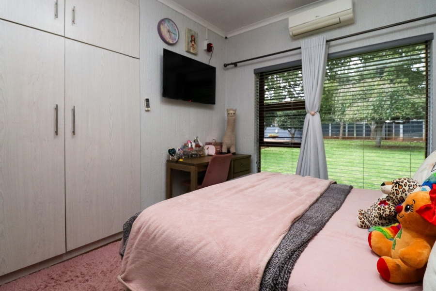 3 Bedroom Property for Sale in Flamwood North West